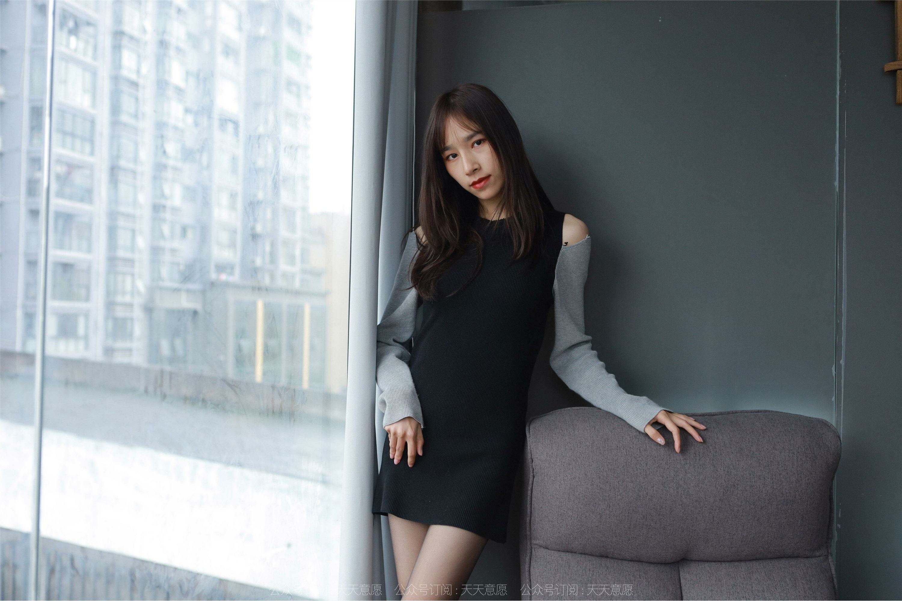 IESS异思趣向 2022.03.26 丝享家1040：美子《沙发上的黑丝》